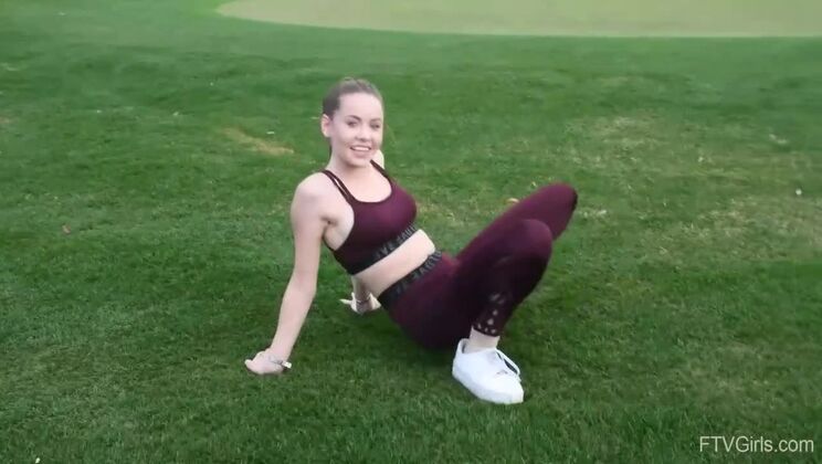 Naomi Anal Play - Fingering & Sex Toys Fetish