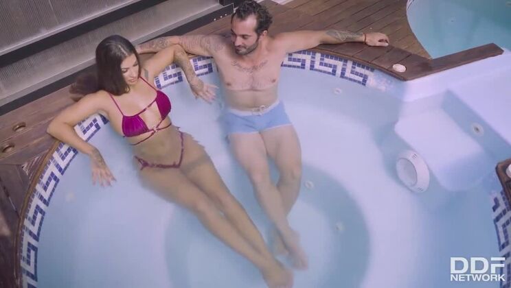 Brunette Babe Susy Gala Pussy Workout by the Pool