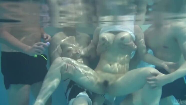 Japanese MILF Suzuna Komiya with huge boobs sucking dick