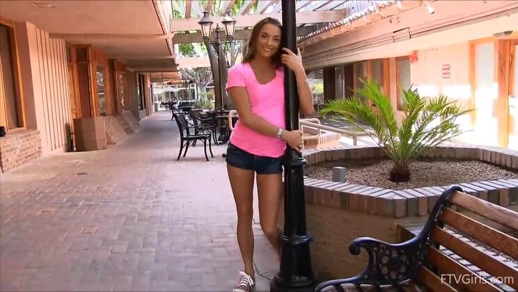 Mary - Beautiful Solo Nudist