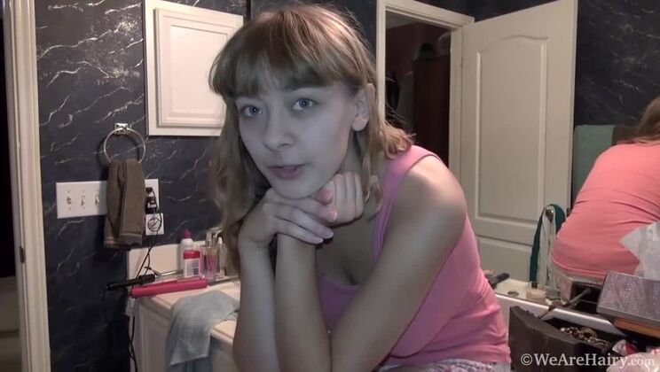 A Hairy Solo Moment with Dani