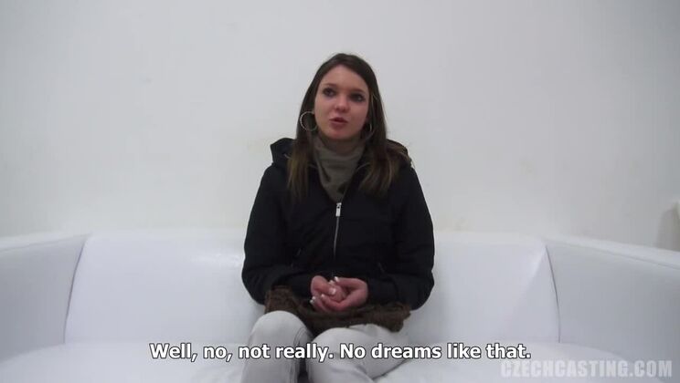 Casting Hana: Brunette European