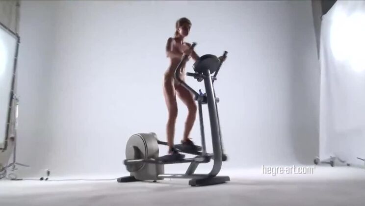 Solo Angie: Beautiful and Strong