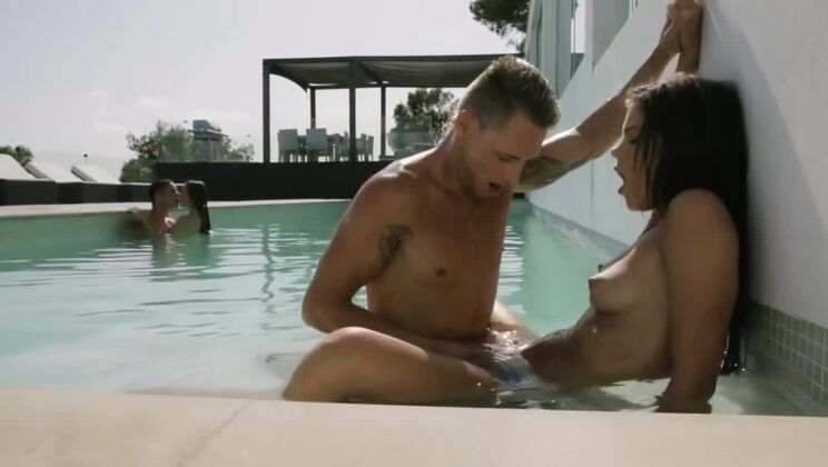 Beautiful Young Carrie in a Group Fuck