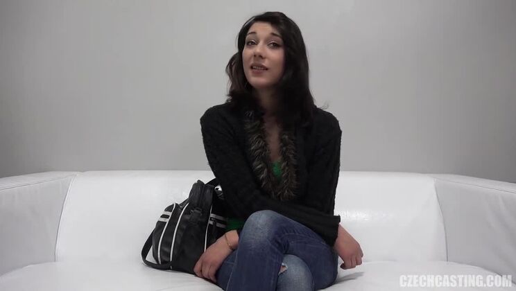 Brunette Beauty Tereza in Casting