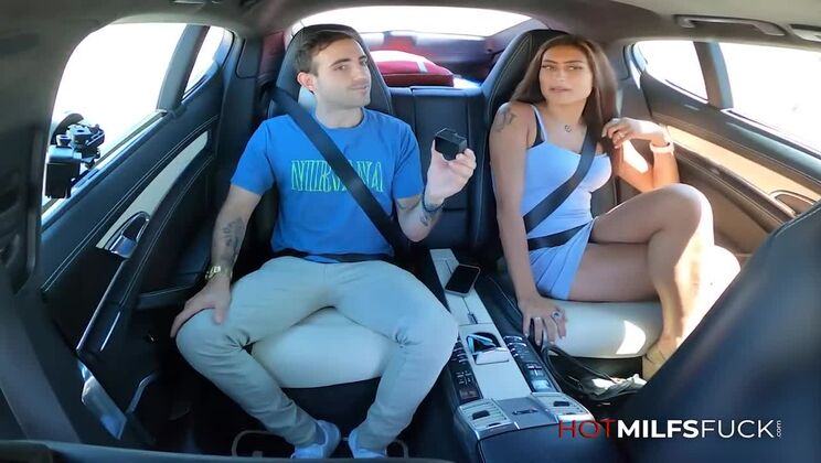 Brunette MILF Sommer Love Amateur POV Sex