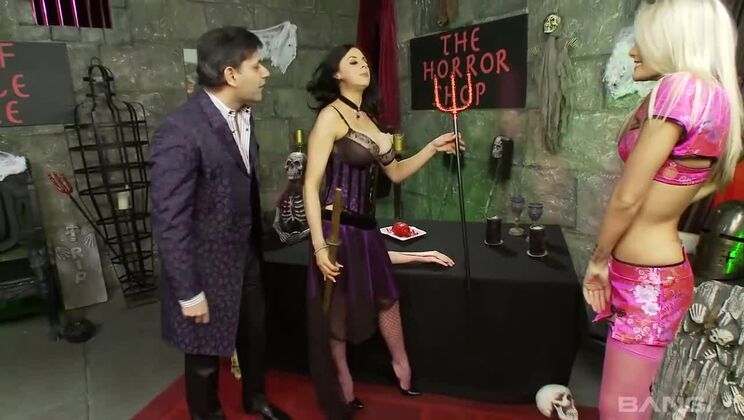 Big Boobs Jasmine in Threesome with Blonde and Brunette