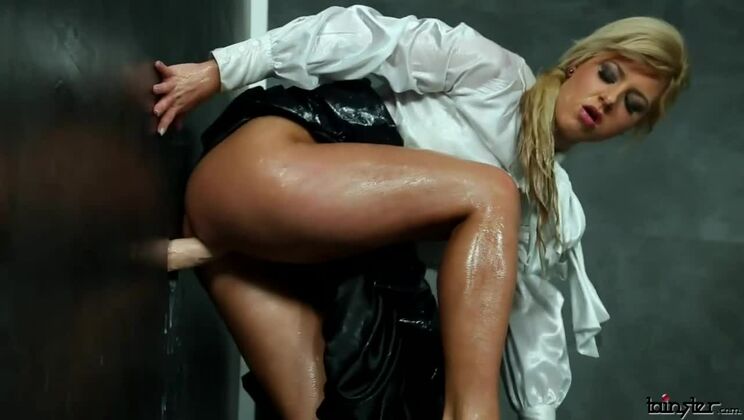 Nathaly Heaven - Hot Tattooed Babe in Lingerie & Gloryhole