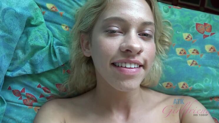 Blonde Amateur Khloe's Facial Cumshot