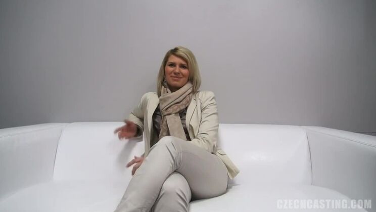 Anal Play with Gorgeous Sarka