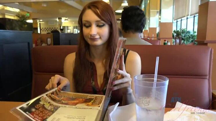 Violet Monroe GF Loves Cum on Her Feet