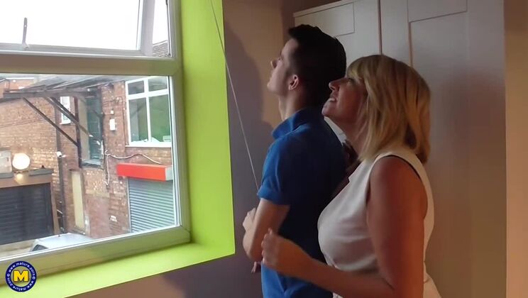 British Mature Amy's Sex Adventure