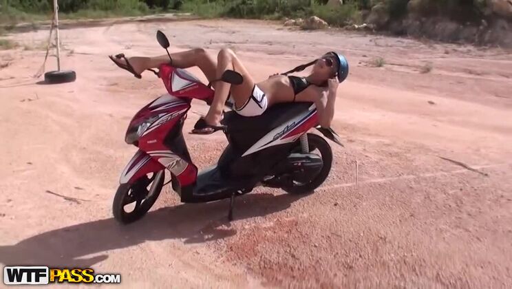 Russian Asian Girl: Victoria Tiffani's Amateur Fuck