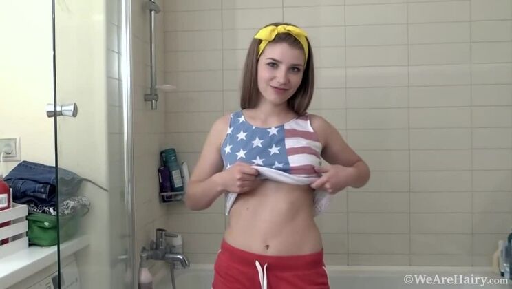 Gunita's Hairy Body Revealed in Shower