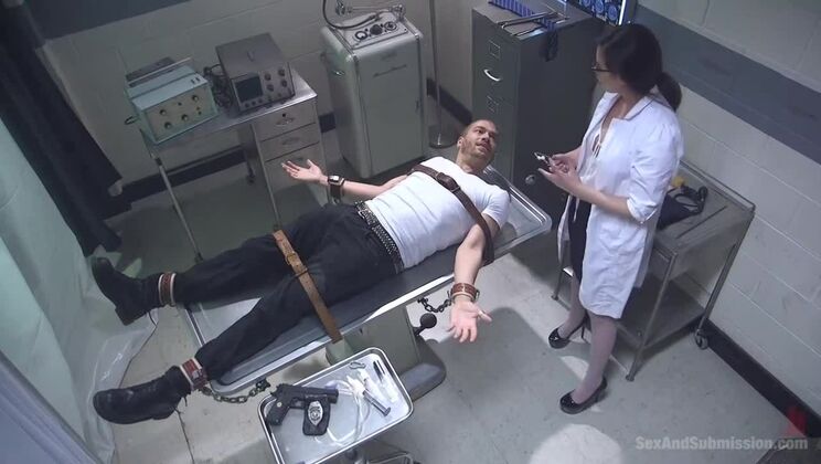 [SexAndSubmission] - Casey Calvert Gets Anal from Dirty Cop Xander Corvus - Casey Calvert - Xander Corvus