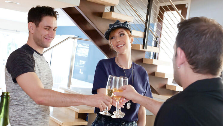 [FamilyStrokes] - Lauren Phillips Stepmom Sex - Brad Knight - Lauren Phillips