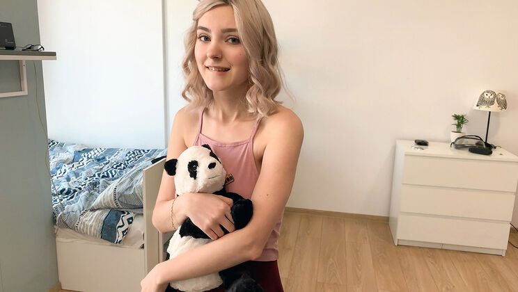 Perfecting My Blowjob Technique with Eva