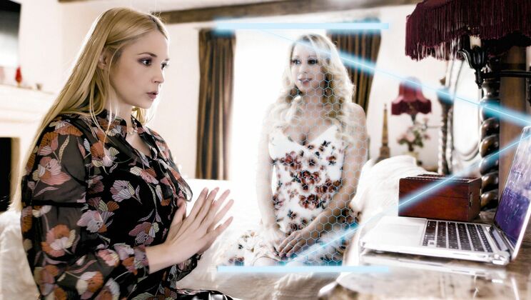 Motherboard Lesbians Get Intimate