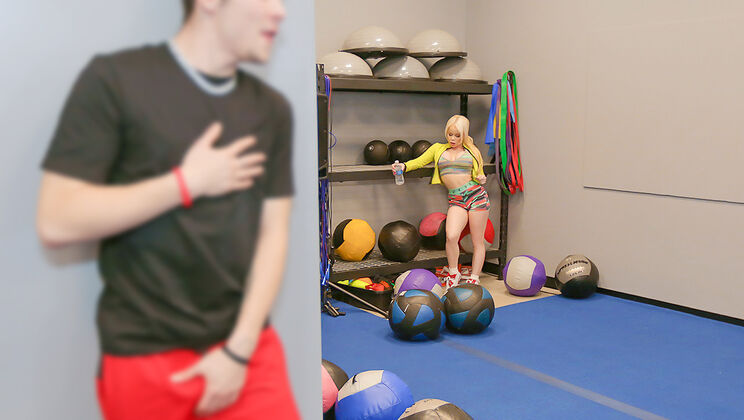 [MYLF] - MILF Nikki Delano's Massage Session - Connor Kennedy - Nikki Delano