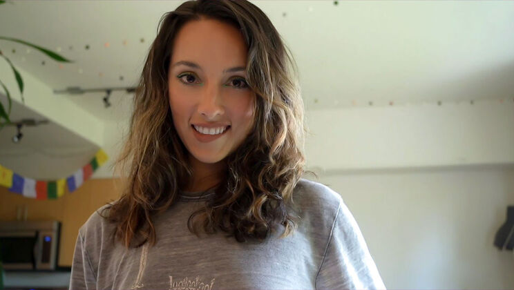 Tabby and No Name Have Floor Sex