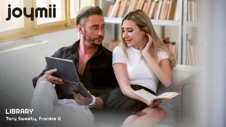 Frankie G pounds Tory Sweety's wet pussy on library desk