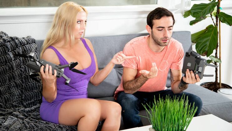 Big Tits MILF Neighbor Gets a Cumshot