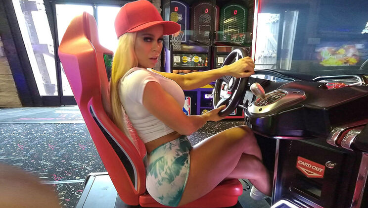 [MYLF] - Sam Shock Fulfills Nikki Delano’s Dirty Fantasies - Sam Shock - Nikki Delano