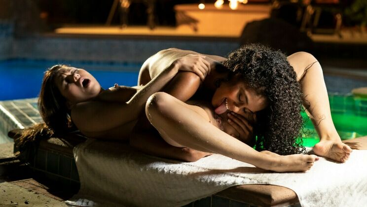 Latina Lovahs Get Wet Outdoors