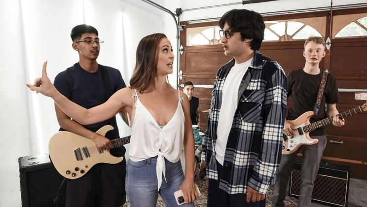 [Brazzers] - Mom's First Threesome - Cherie Deville - Juan Loco - Jimmy Michaels - Diego Perez