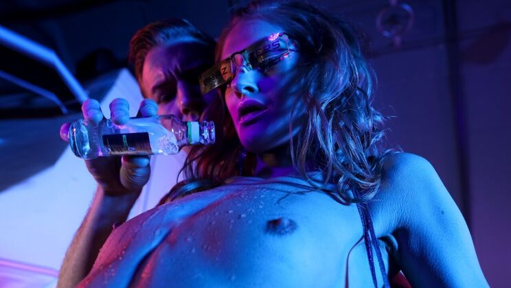 [Brazzers] - Tiffany Tatum's Wild Saturday Night - Tiffany Tatum - Danny D