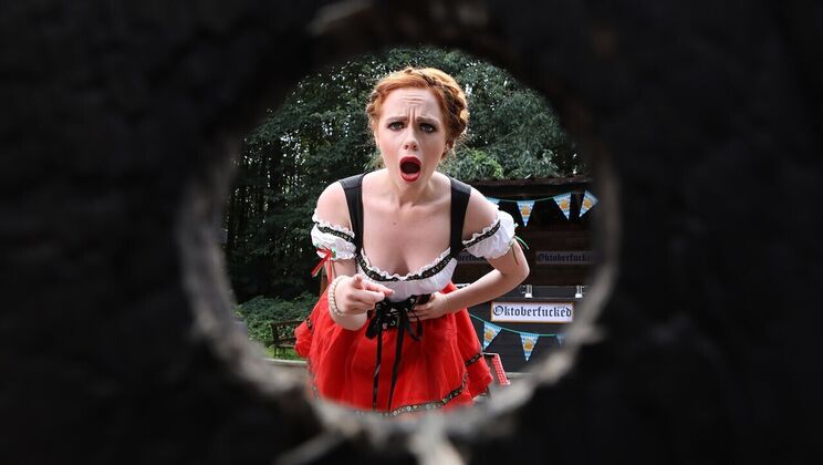 [Brazzers] - Outdoor Fucking with Ella Hughes and Danny D - Ella Hughes - Danny D