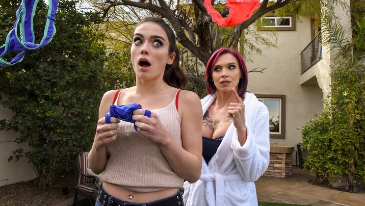 [Brazzers] - Sex Toys and Strap-on Fun with Ashly Anderson - Anna Bell Peaks - Ashly Anderson