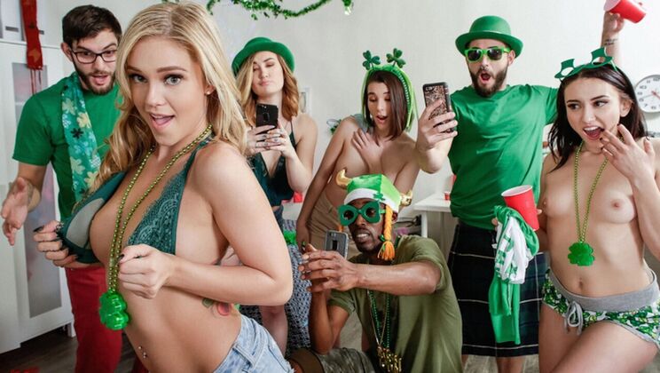 [DareDorm] - Party Girls Gone Wild with Pussy Licking - Logan Long - Kali Roses - Kat Monroe - Miki Cruz