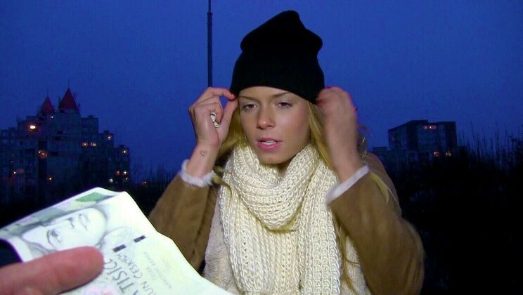 Chrissy Fox Sucks Stranger's Cock