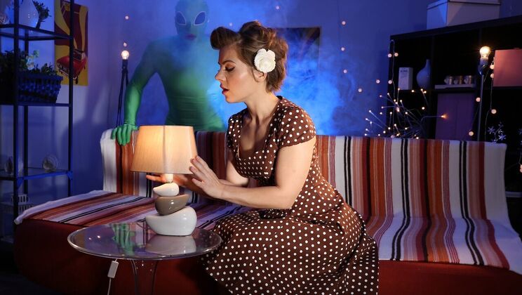 Cum on Mom's Pussy on Halloween