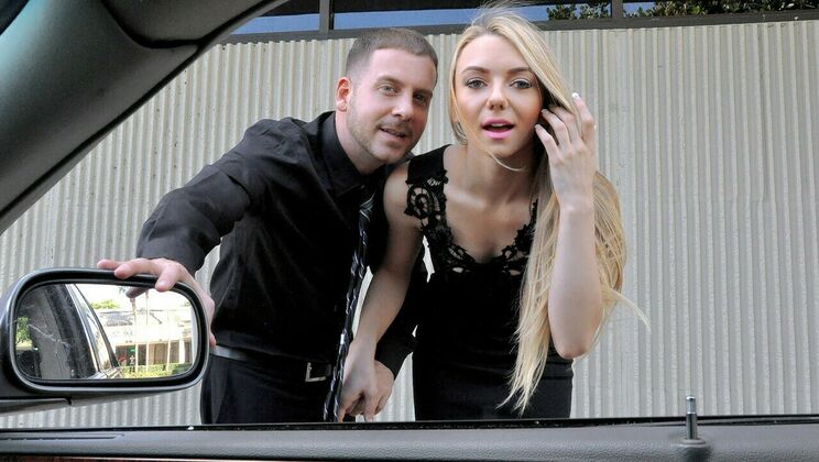 Molly Mae Gets Creampie on Date