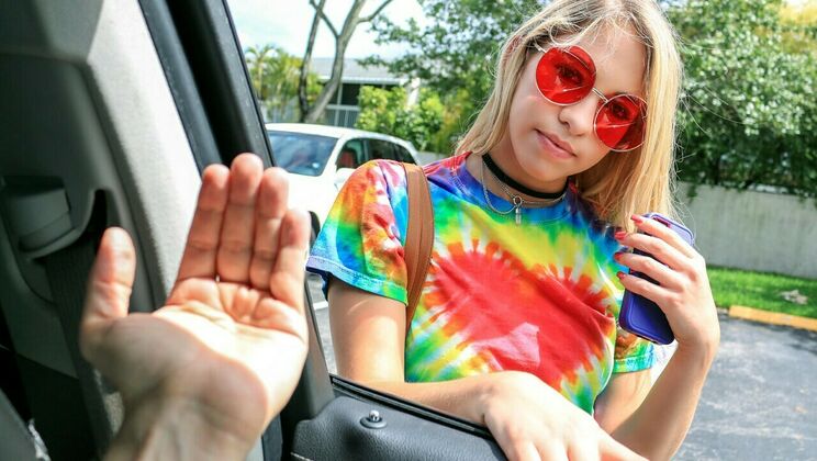 [StrandedTeens] - Khloe Kapri Masturbates with Driver - Tony Rubino - Khloe Kapri