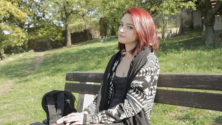 [PublicAgent] - Athletic Lola Fae Gets Fucked Standing Up - Lola Fae - Thomas Hyka