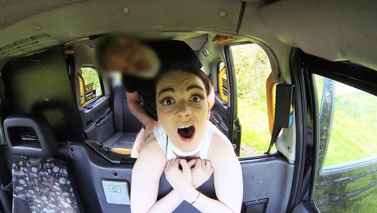 Maddison Rose's Outdoor Cowgirl Adventure