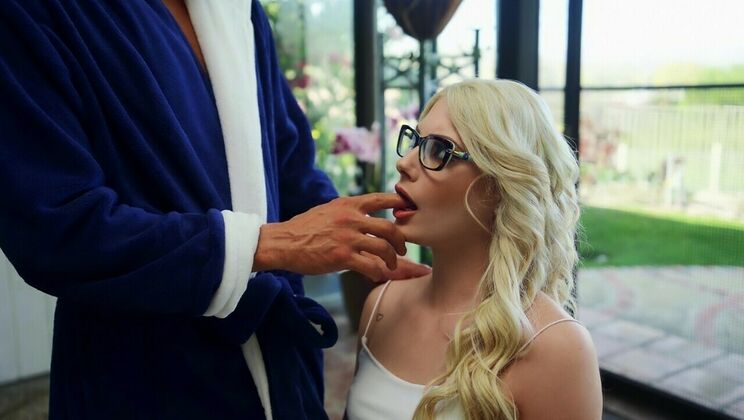 [IKnowThatGirl] - The Shaved Pussy Interview - Xander Corvus - Nella Jones