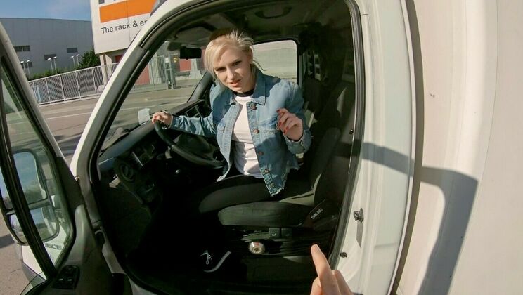 Truck Stop Sex with Erik and Rossella