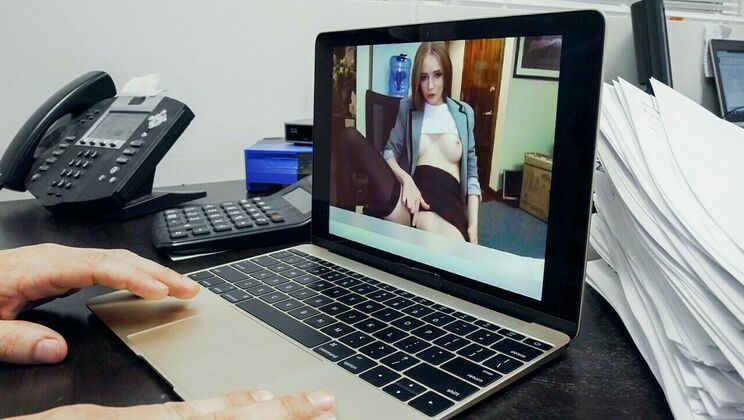 Robby Echo Fucks His Sexy Secretary