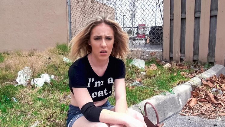 Shaved Blonde Amateur Gets a Cumshot Facial