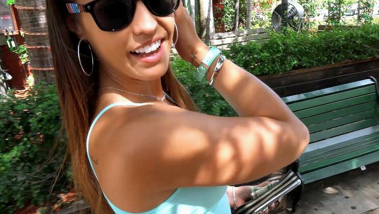 Deepthroat Action with Brick Danger