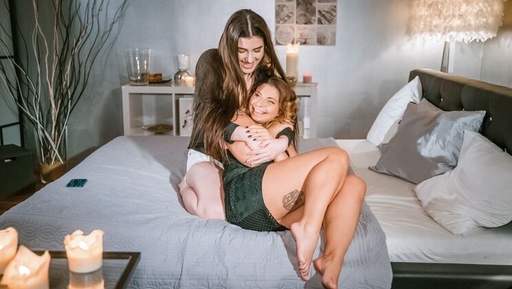 Amy Red and Marry Morgan in Lesbian Sex