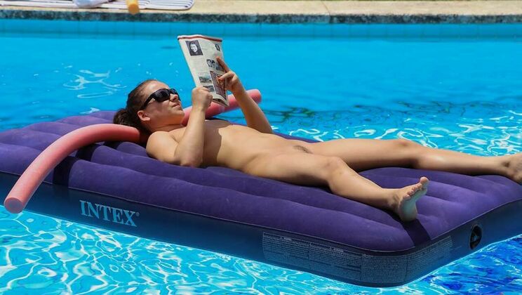 Horny and Ready for Kissing