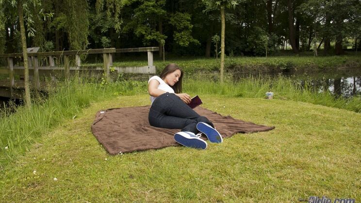 Behind the Scenes with Savanah Secret and Hugo's Passion