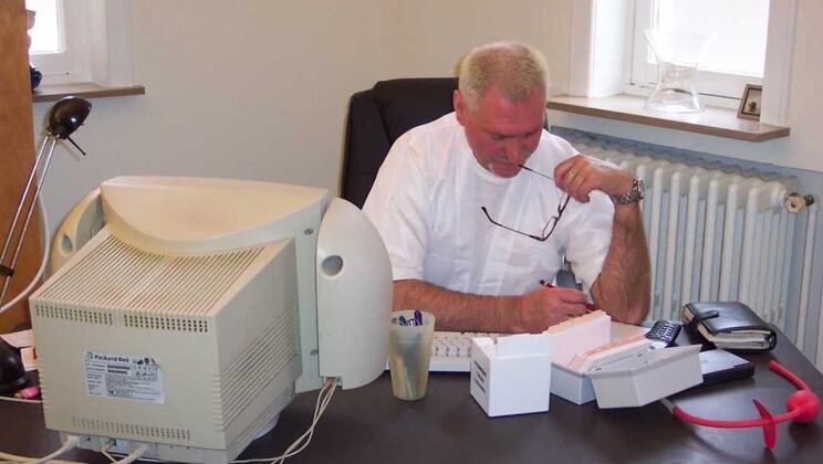 Zafira and Pitton in a Naughty Doctor's Office