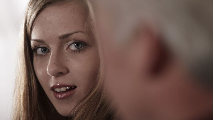 Striptease and Kissing with Gustavo