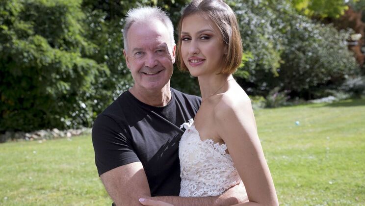 [Oldje] - Horny Wife's Doggystyle Fucking - Boris - Jessika Night